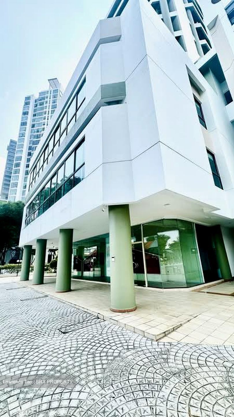 Serangoon Road (D12), Retail #604750521
